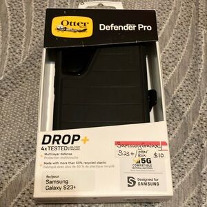 OtterBox Defender Pro Case for Samsung Galaxy S23+ - Black